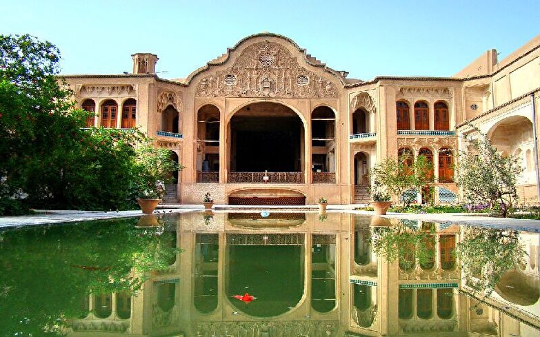کاخ عالی‌ قاپوِ اصفهان ۲ روز تعطیل گردید