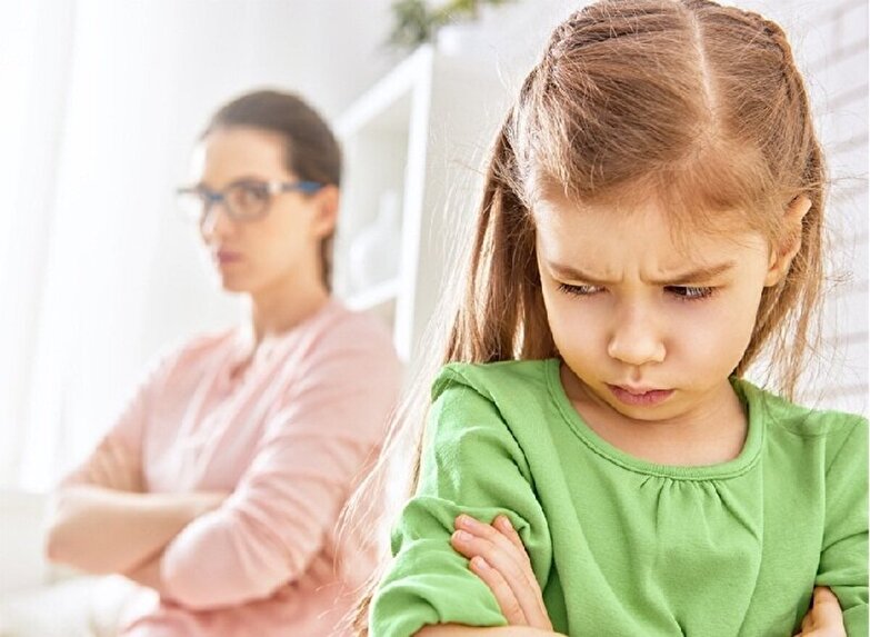 ۶ جمله که کودک عصبانی‌تان را آرام می‌کند چیست؟