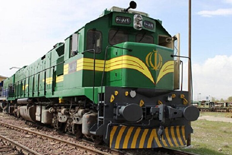 قطار ترکیبی تهران - کربلا در هفته یک بار سیر می‌کند
