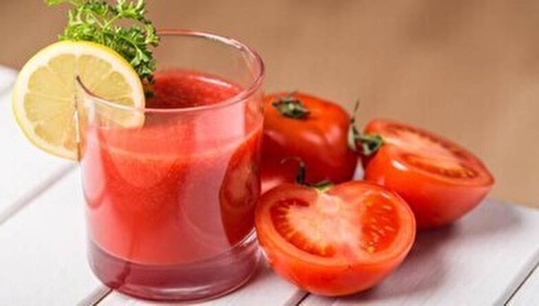 چهار خاصیت شگفت‌انگیز آب گوجه‌فرنگی را بدانیم